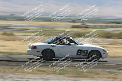 media/Jun-01-2024-CalClub SCCA (Sat) [[0aa0dc4a91]]/Group 3/Race/